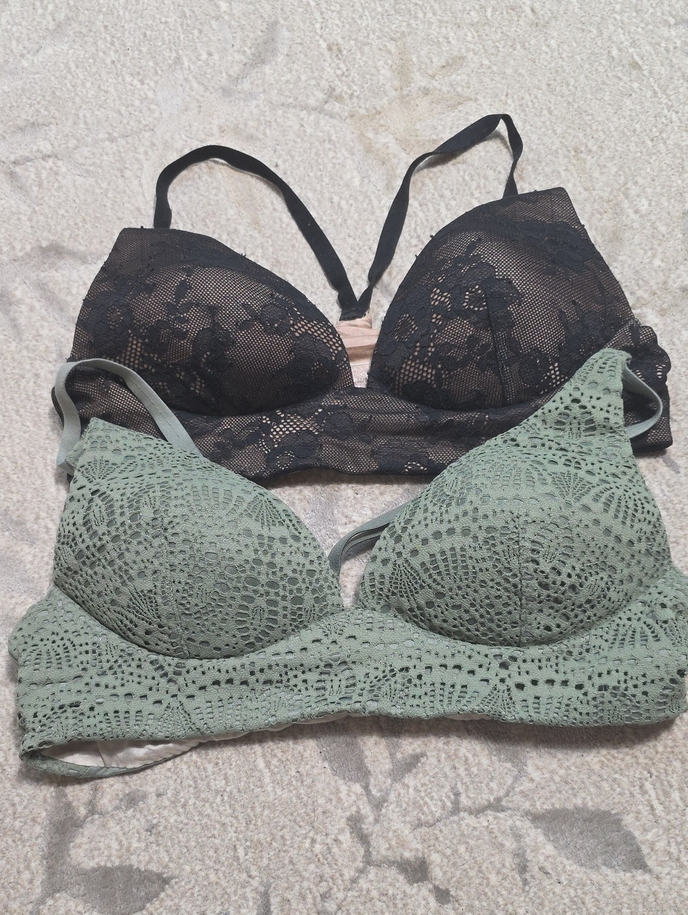 VS Body By Victoria Lightly Lined Plunge Bralettes
